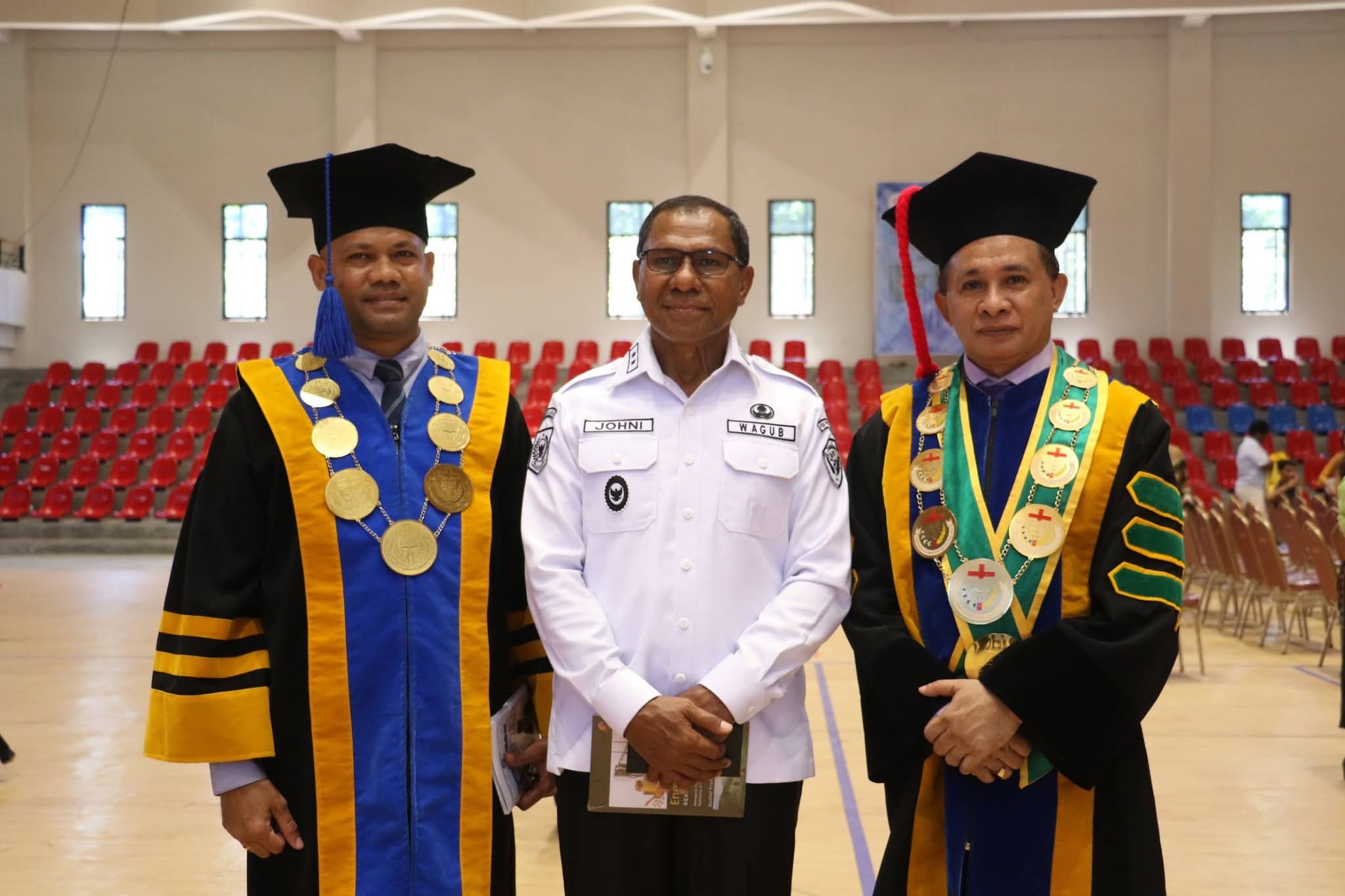 Wagub Johni Asadoma Hadiri Pengukuhan Guru Besar UKAW Kupang