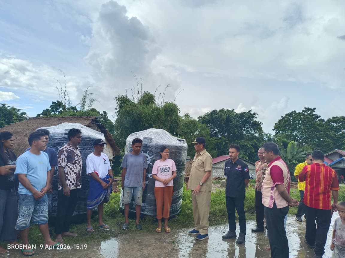 Bantuan Wapres Gibran Rakabuming Raka, Satu Sumur Bor dan 50 Tandon Air diserahkan di Masyarakat Pogo Watu dan Bondo Wangga