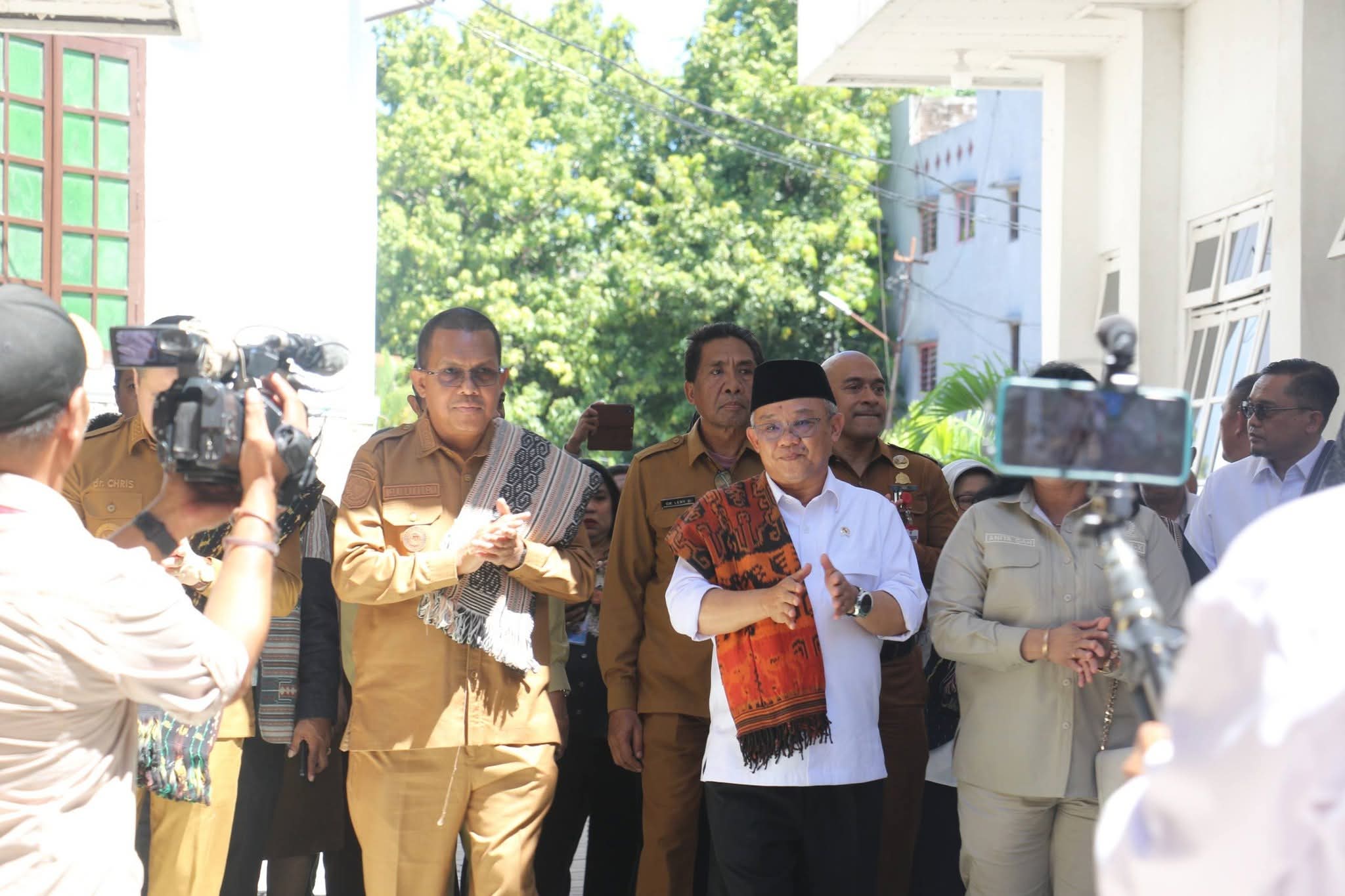 Kunjungi NTT, Mendikdasmen RI Lakukan Groundbreaking Gedung Baru TK Kristen Kota Kupang