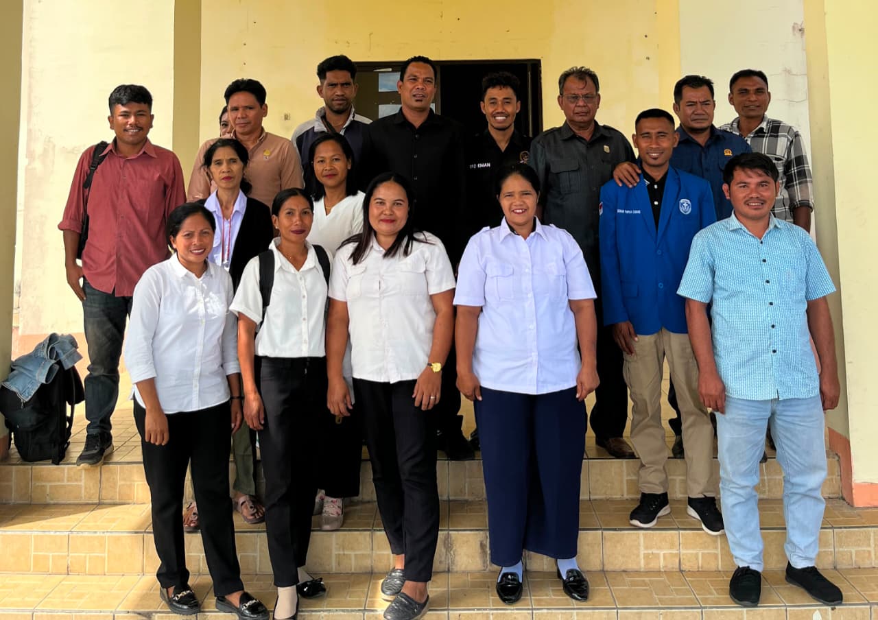 Nasib PPPK Paruh Waktu Terkatung-Katung, GAMKI Sumba Tengah Advokasi, Begini Kata Ketua DPRD Sumba Tengah!